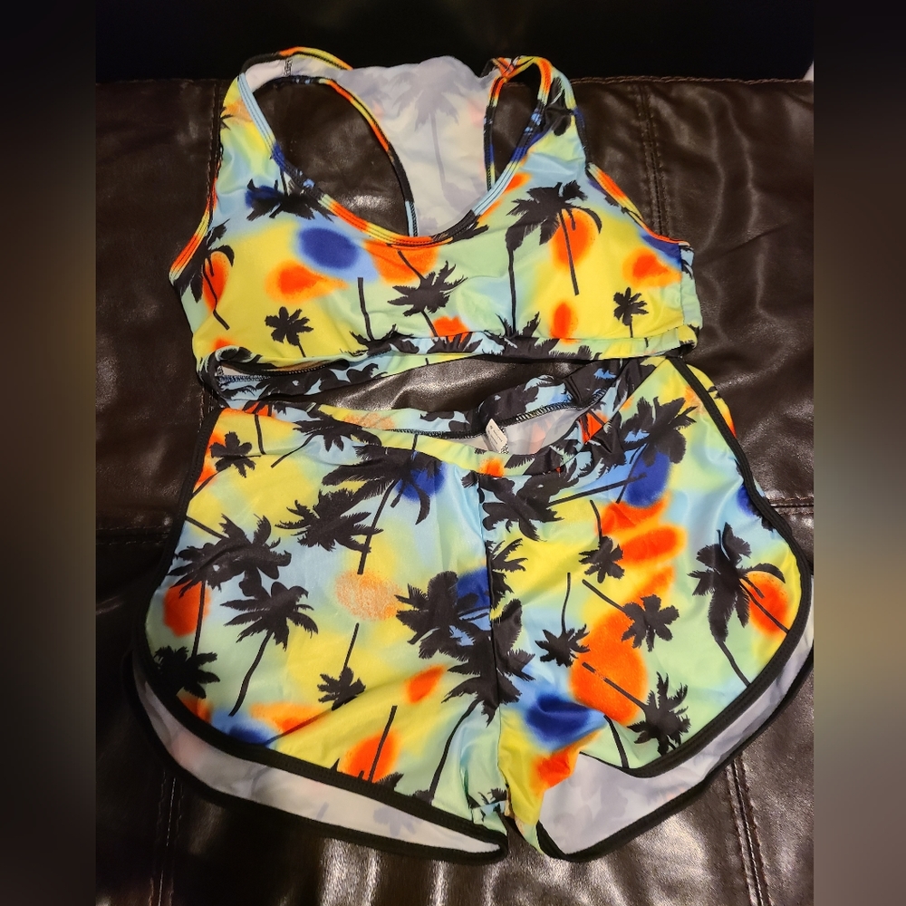 XL women's 2 piece swimming suit